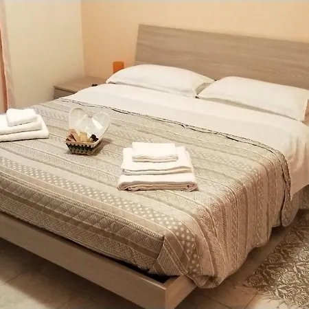 Isola Guest house 3*